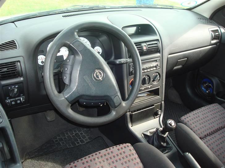 Opel Astra 1.6i 16V Sport billede 13