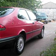 Saab 900s