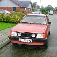 Opel kadett D byttet