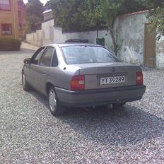Opel Vectra A **BYTTET**