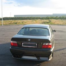 BMW 320I  (solgt)