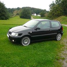 VW Polo 6N2