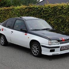 Opel Kadett GSI 16v rally