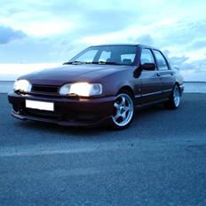 Ford Sierra Solgt