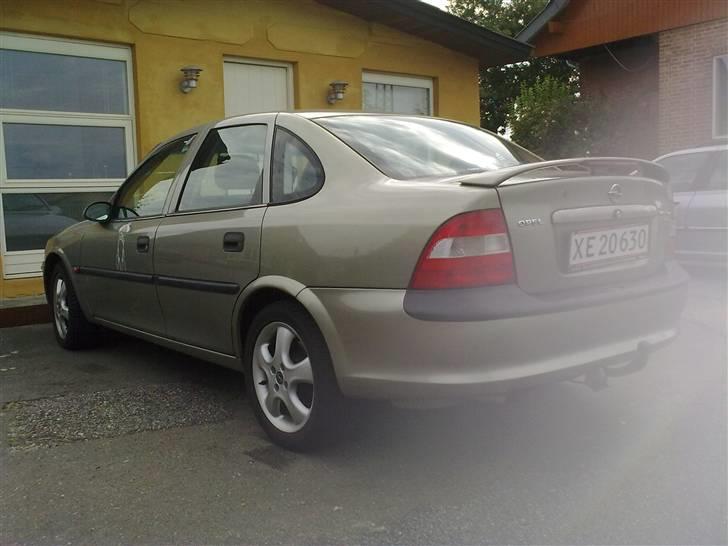 Opel Vectra B 1,6 16V "solgt" billede 3
