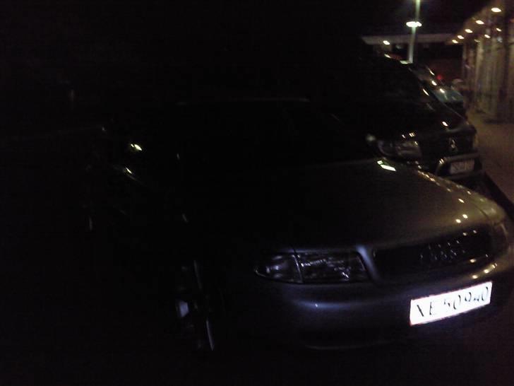 Audi A4 ** SOLGT ** billede 8