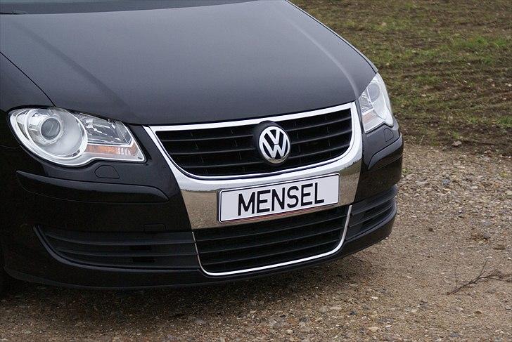 VW Touran  TDI  R 20" - R-Line front/grill :-)    (bedre billed kommer....) billede 9