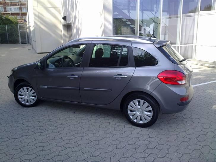 Renault Clio III *SOLGT* - Ekstra tonede sideruder bag og bagklap billede 3