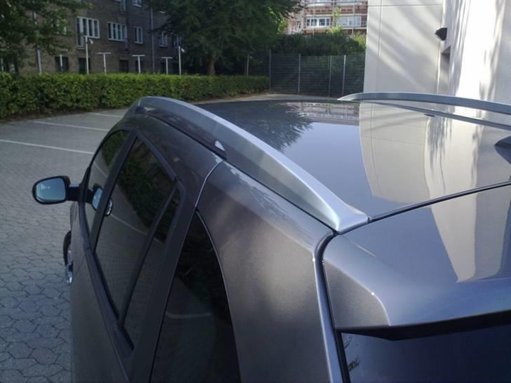 Renault Clio III *SOLGT* - Tagrails i alufinish billede 4