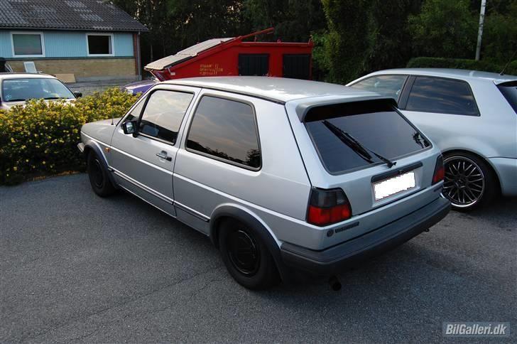 VW Golf 2 SOLGT - Fra Mega Meet i Grindsted lidt kedelig uden fælge meeeen hva.... billede 8