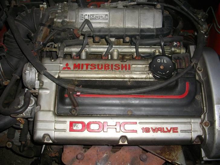 Mitsubishi Galant 2.0 GTI "solgt" billede 8