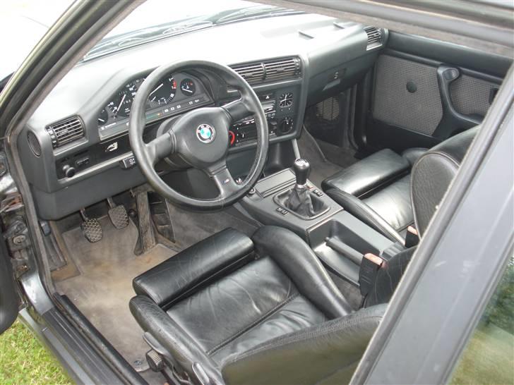 BMW 325 i / E36 Motor SOLGT billede 9