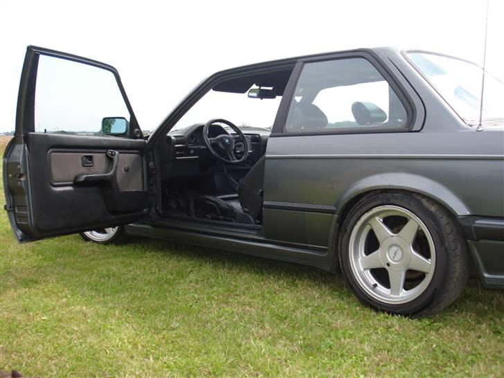 BMW 325 i / E36 Motor SOLGT billede 11