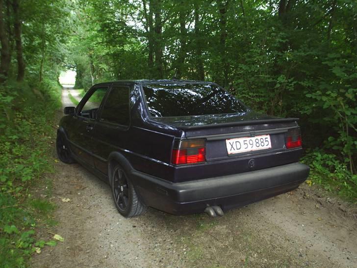 VW Jetta Coupe SOLGT billede 4