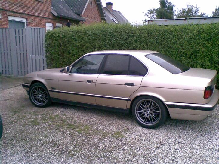 BMW 525tds SOLGT billede 2