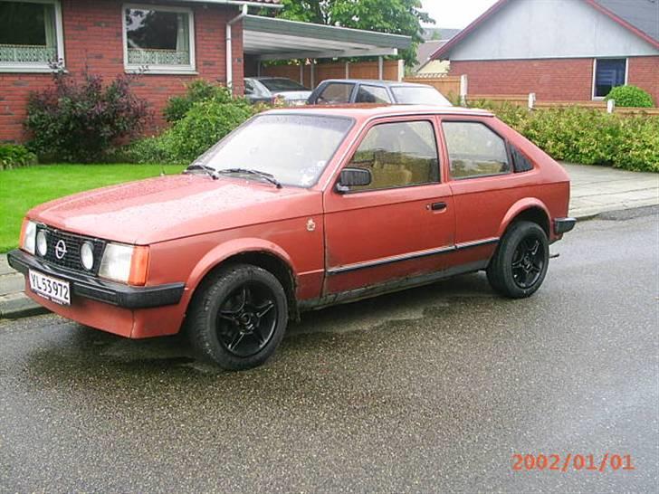 Opel kadett D byttet billede 3