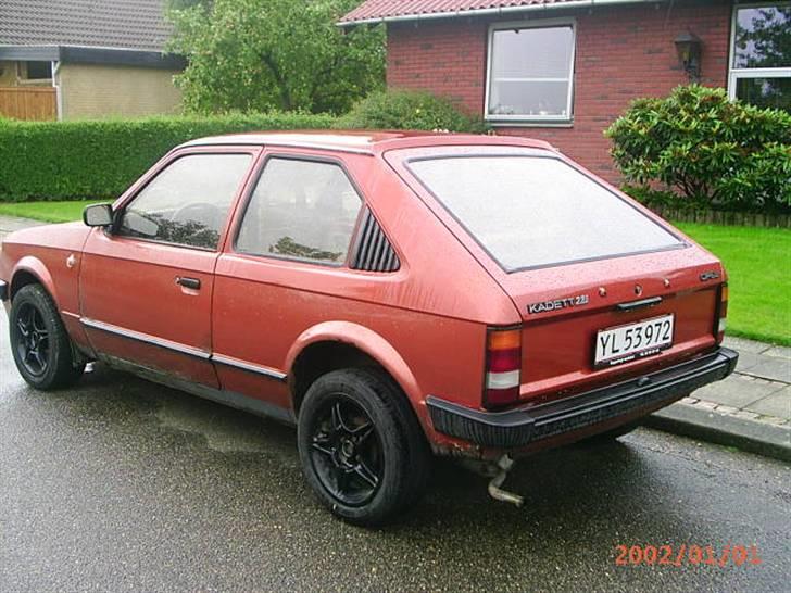 Opel kadett D byttet billede 5