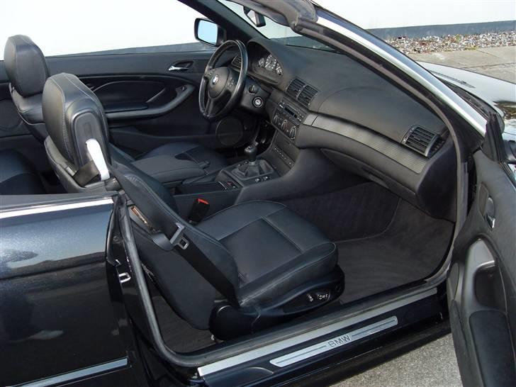 BMW 320i Cab. E46 SOLGT billede 8