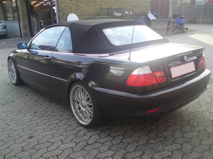 BMW 320i Cab. E46 SOLGT billede 11