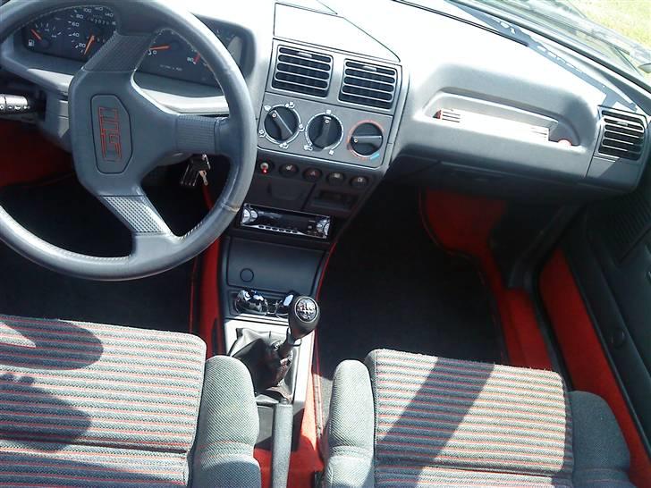 Peugeot 205 GTI solgt billede 10