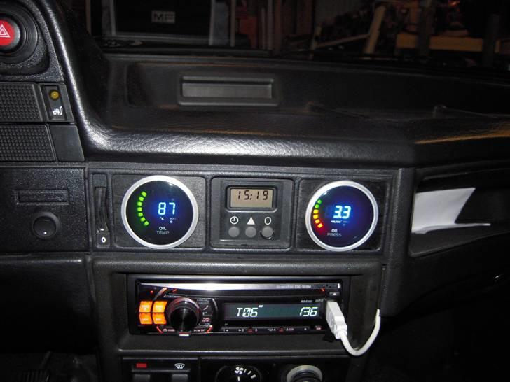 Opel Kadett E GSI 16v - Digitale ure - Olie tempratur og  Olie tryk billede 14