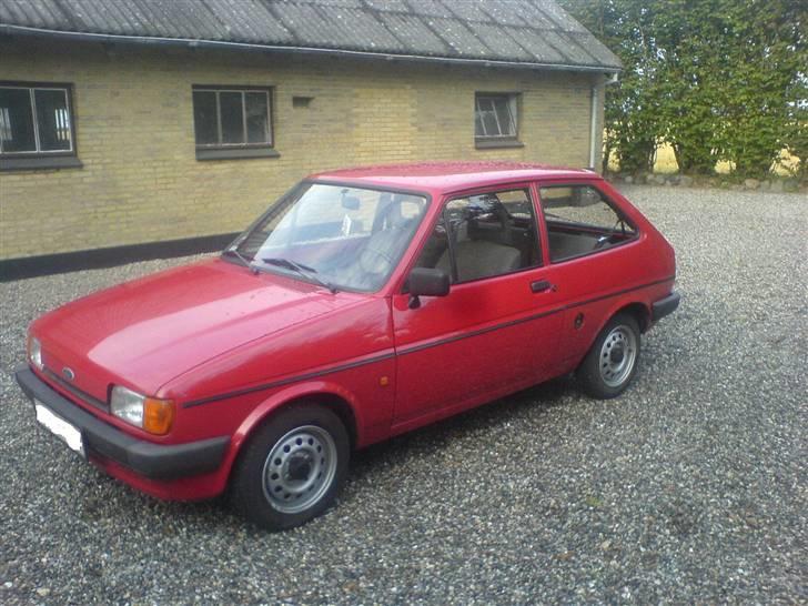 Ford Fiesta 1,1 C - Poleret :D. billede 11