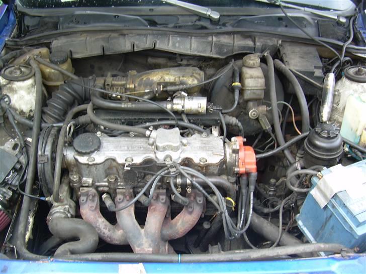 Opel Vectra (Død R.I.P) - Noget gammel noget, aner ikke hvor langt den har gået, men det kører sku! billede 9