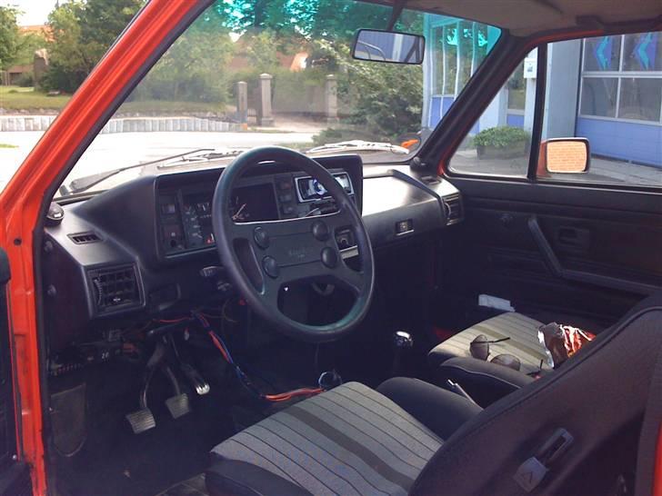 VW Golf 1 "Solgt" - Ikke helt færdig samlet indvendigt efter anlægget er blevet bygget i.. billede 7