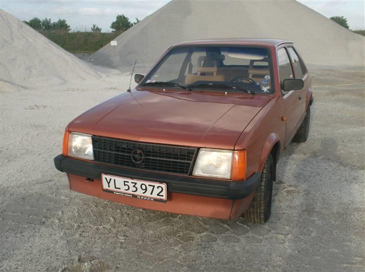 Opel kadett D byttet billede 10