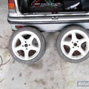 Opel kadett E skrottet