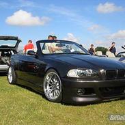 BMW 325i Cabriolet *SOLGT*