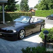 BMW 325i Cabriolet *SOLGT*