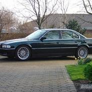 BMW 740i *SOLGT*