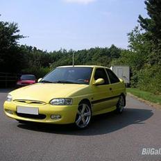 Ford Escort Gule Lyn "SOLGT"
