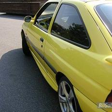 Ford Escort Gule Lyn "SOLGT"
