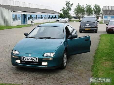 Mazda 323 F GT 2,0 V6 billede 2