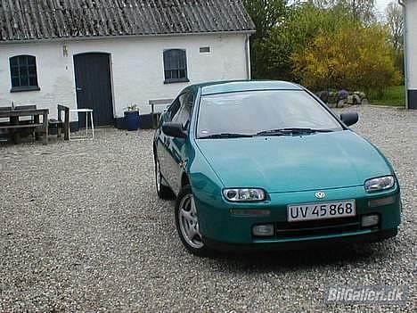 Mazda 323 F GT 2,0 V6 billede 3