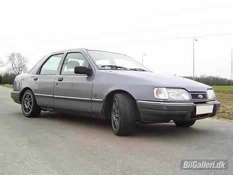 Ford Sierra 2.0i CL *Solgt* billede 13