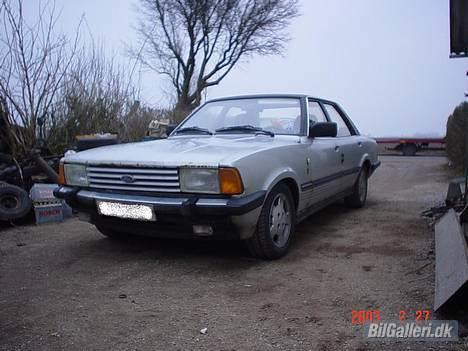 Ford Taunus 2,8(den blå bisse) - ikke så køn den gang billede 4