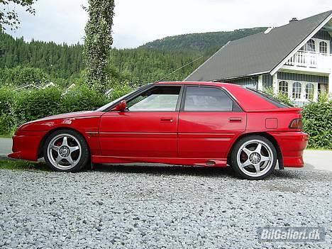 Mazda 323 F Turbo Intercooler billede 14