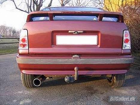 Opel Kadett E * DØD* - Ny pudset med den gamle udstødning billede 1