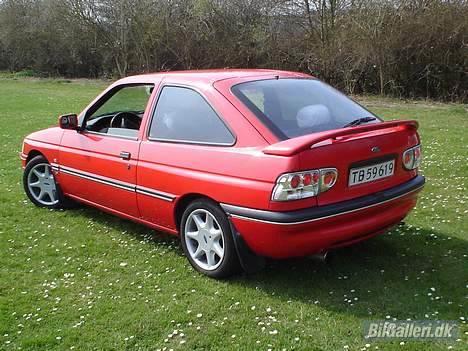 Ford Escort ( SOLGT ) billede 2