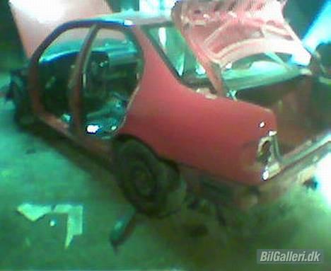 Nissan Primera GT/1.6 (Solgt) - Igang med renovering af bilen (mobil kvali) billede 7