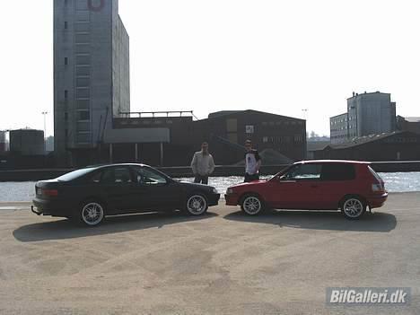 Honda Accord - Me and my homie http://www.bilgalleri.dk/html/gal_visbil.asp?ID=14690 billede 2