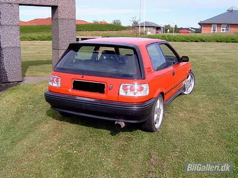 Toyota Corolla 1.6 Gsi - SOLGT billede 2