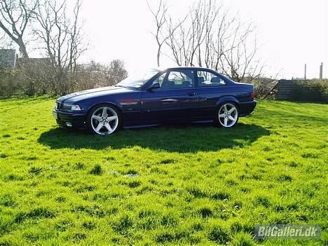 BMW 325i coupé billede 4