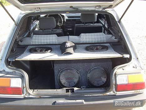 Toyota Corolla *SOLGT* - Så fik jeg ny subwoofer - 2 x 10" Arizona Eagle billede 7