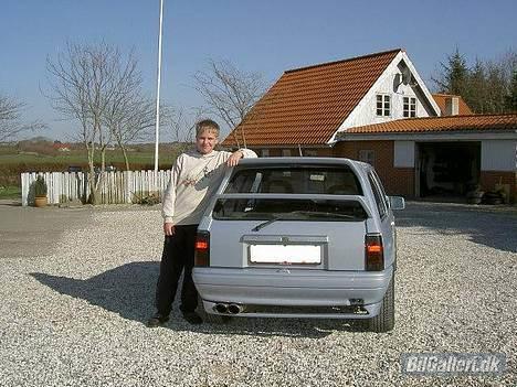 Opel corsa a 16v - Martin - min kære lillebror kom lige med på billedet;-) billede 11