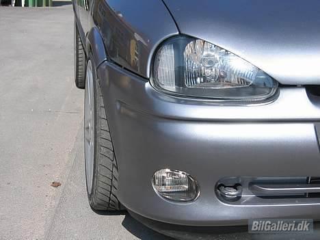 Opel Corsa Turbo *SOLGT* billede 3