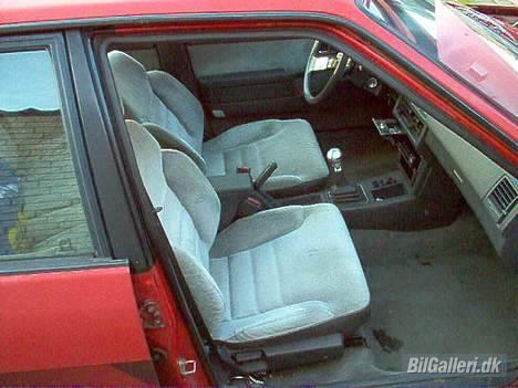 Mazda 626 "solgt" billede 2